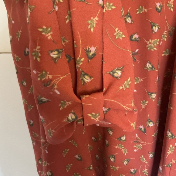 LC Lauren Conrad Terracotta Floral Blouse - Picture 4 of 4